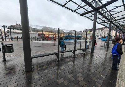 Beleuchtung und Witterungs&shy;schutz am ZOB Velbert